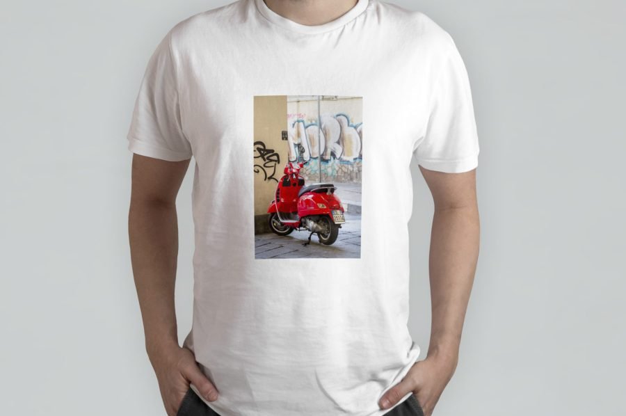 T-shirts with printed image